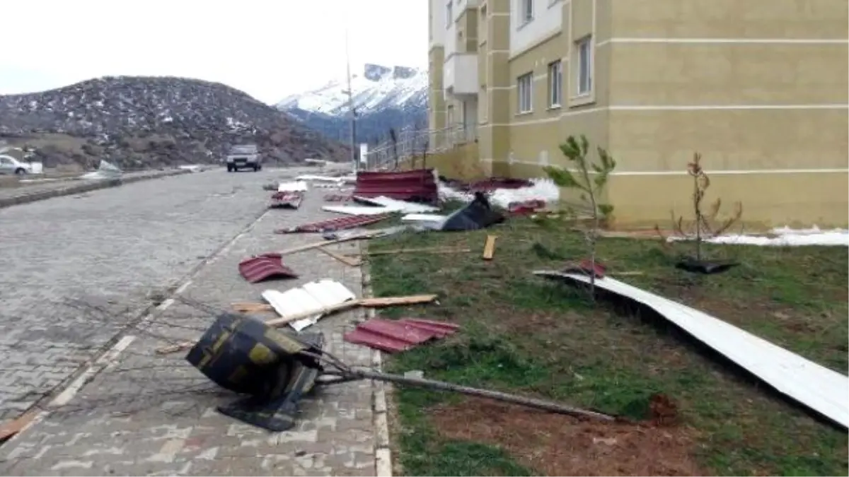 Bingöl, Tunceli ve Elazığ\'da Kar Yolları Kapattı (3)