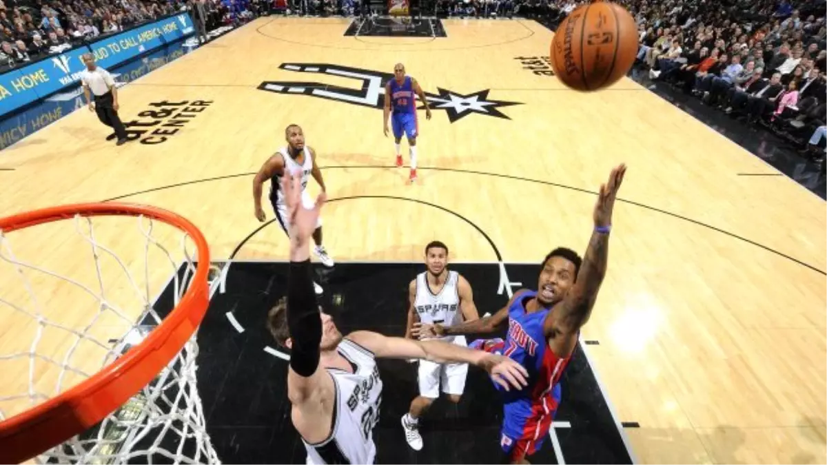 Detroit Pistons\'un Son Kurbanı San Antonio Spurs