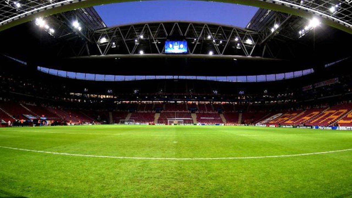 Fenerbahçe\'den Sonra Galatasaray da Yarım Sezonluk Kombine Satıyor