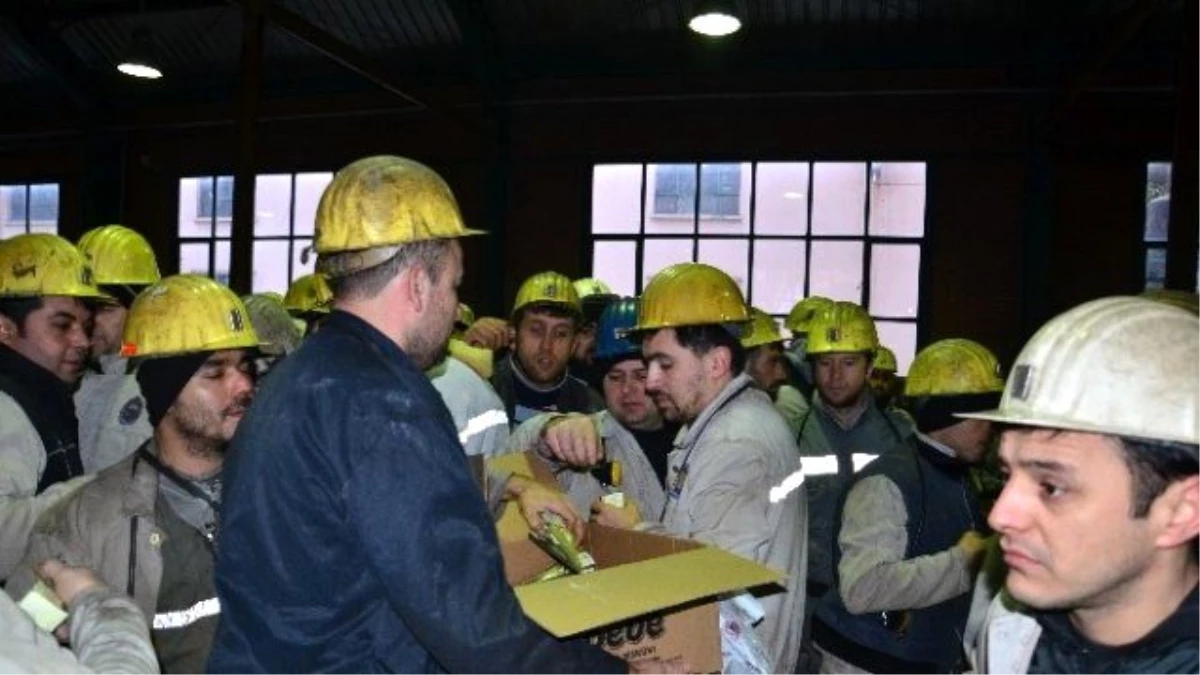 Zonguldak\'taki Maden Faciasında Ölen 8 İşçi Dualarla Anıldı