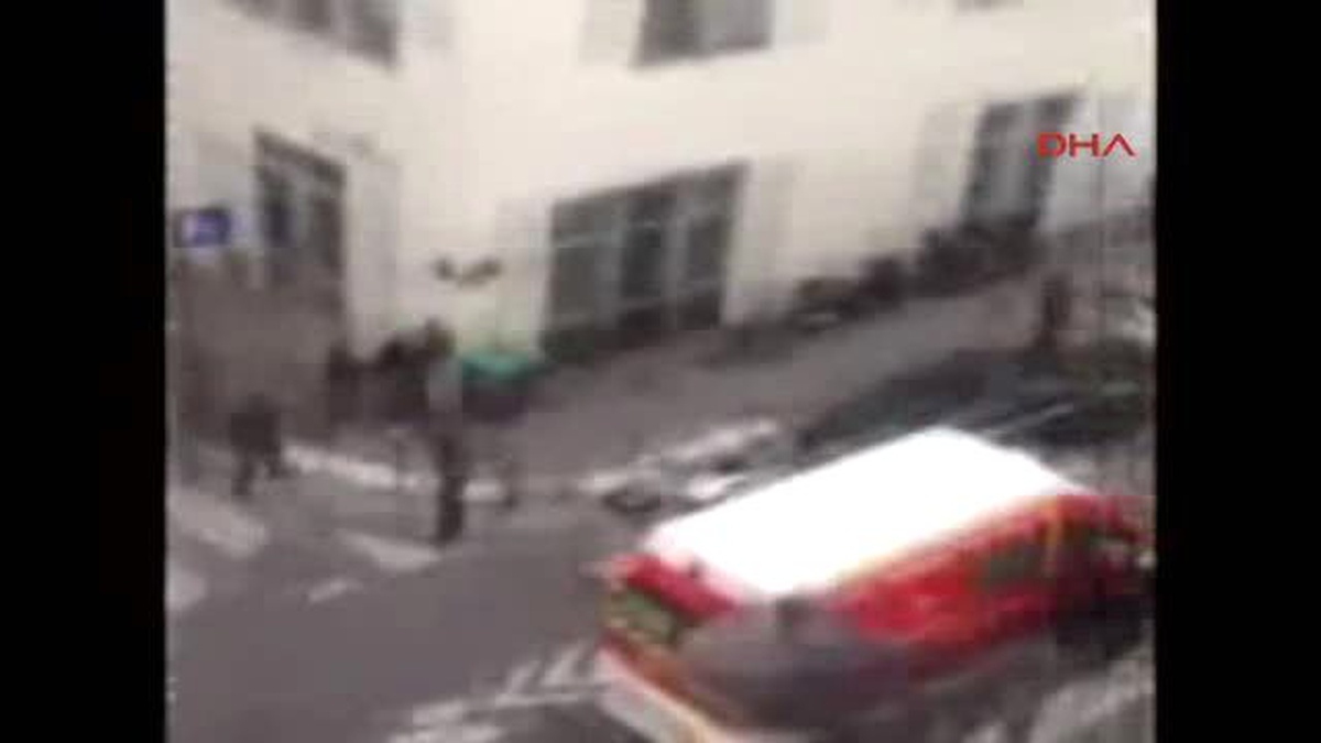 Paris\'teki Saldırıda Ölü Sayısı 12\'ye Yükseldi