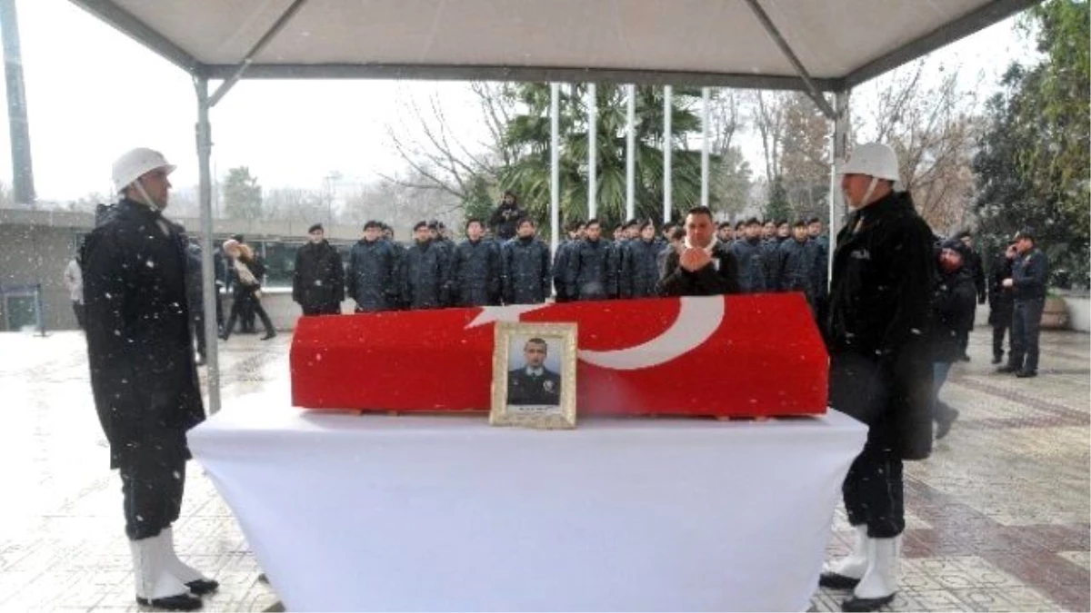 Şehit Polis İçin İstanbul Emniyeti\'nde Tören Düzenlendi