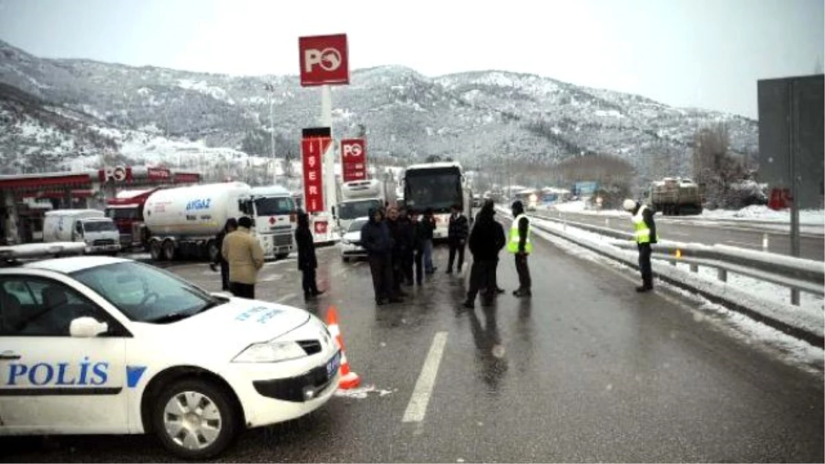 Tokat-Sivas Kara Yolu Ulaşıma Kapandı