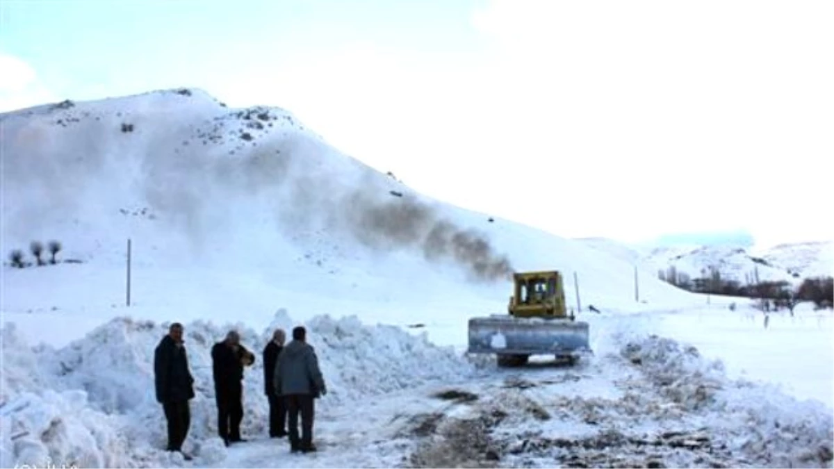 Doğu\'da 859 Köye Ulaşım Sağlanamıyor