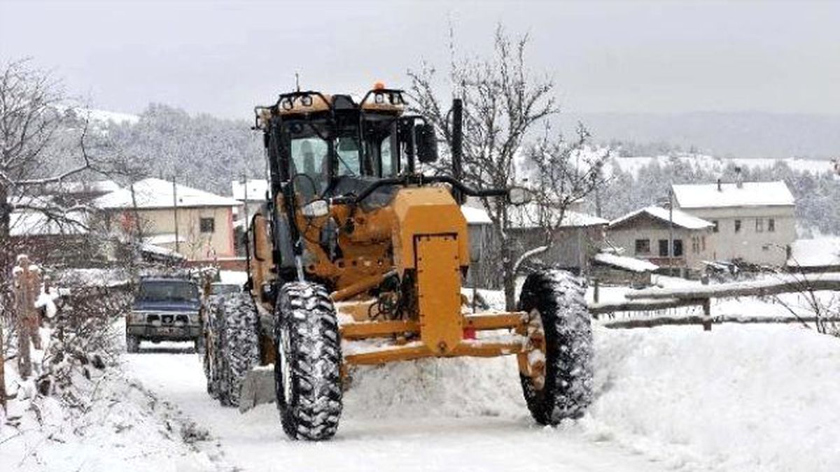 Kastamonu\'da 839 Köy Yolunda Ulaşım Sağlanamıyor