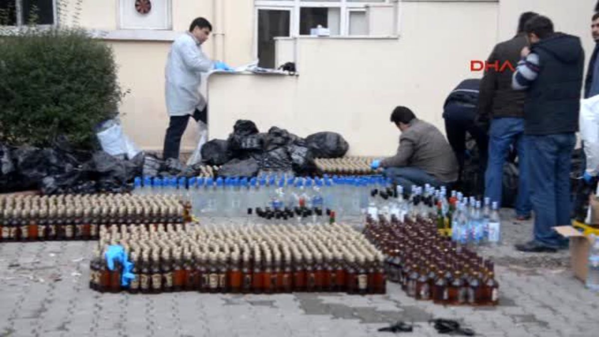 Adana\'da 10 Bin Şişe Sahte İçki Ele Geçirildi