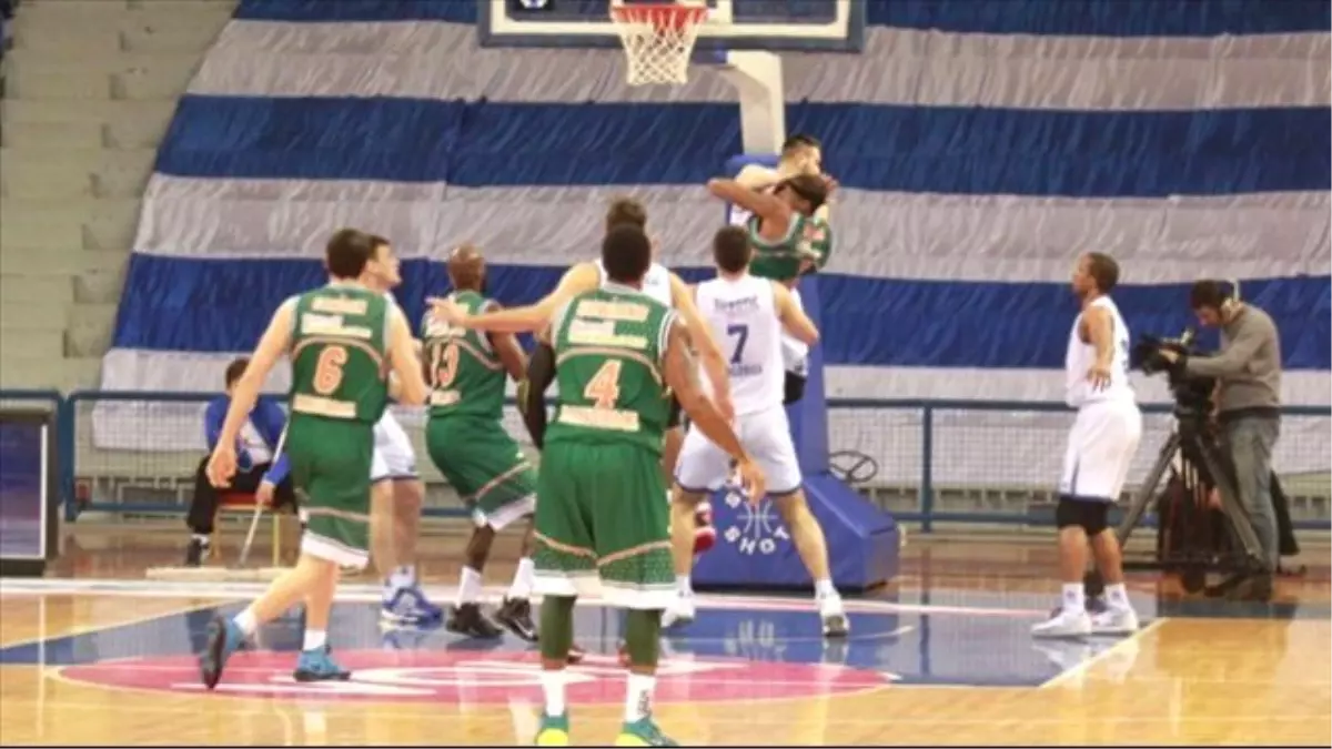 Banvit, Buducnost VOLİ\'yi 74-68 Mağlup Etti