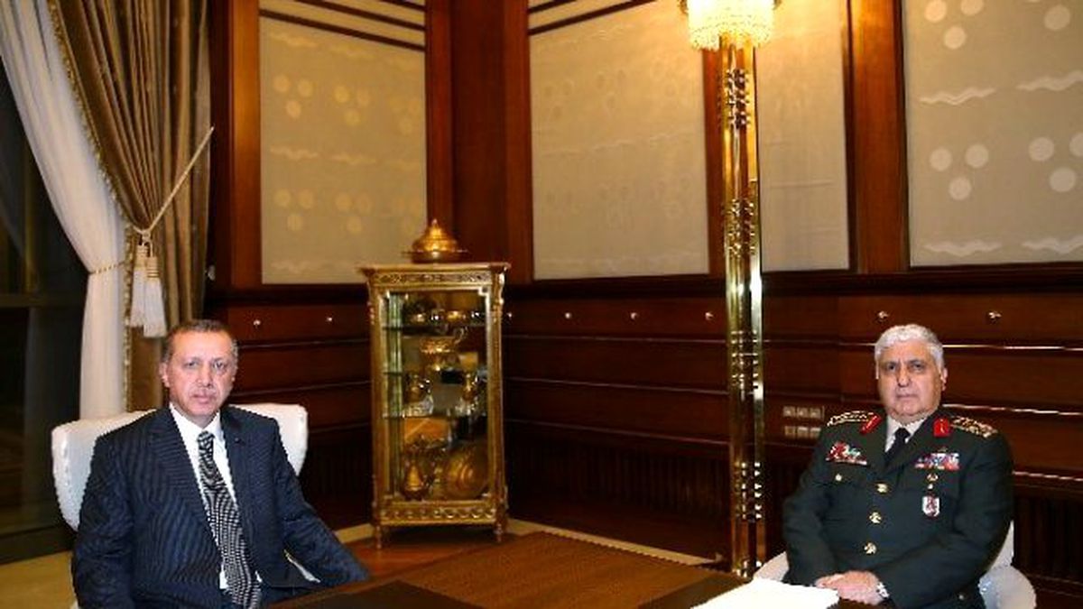Cumhurbaşkanı Erdoğan, Genelkurmay Başkanı Orgeneral Özel\'i Kabul Etti