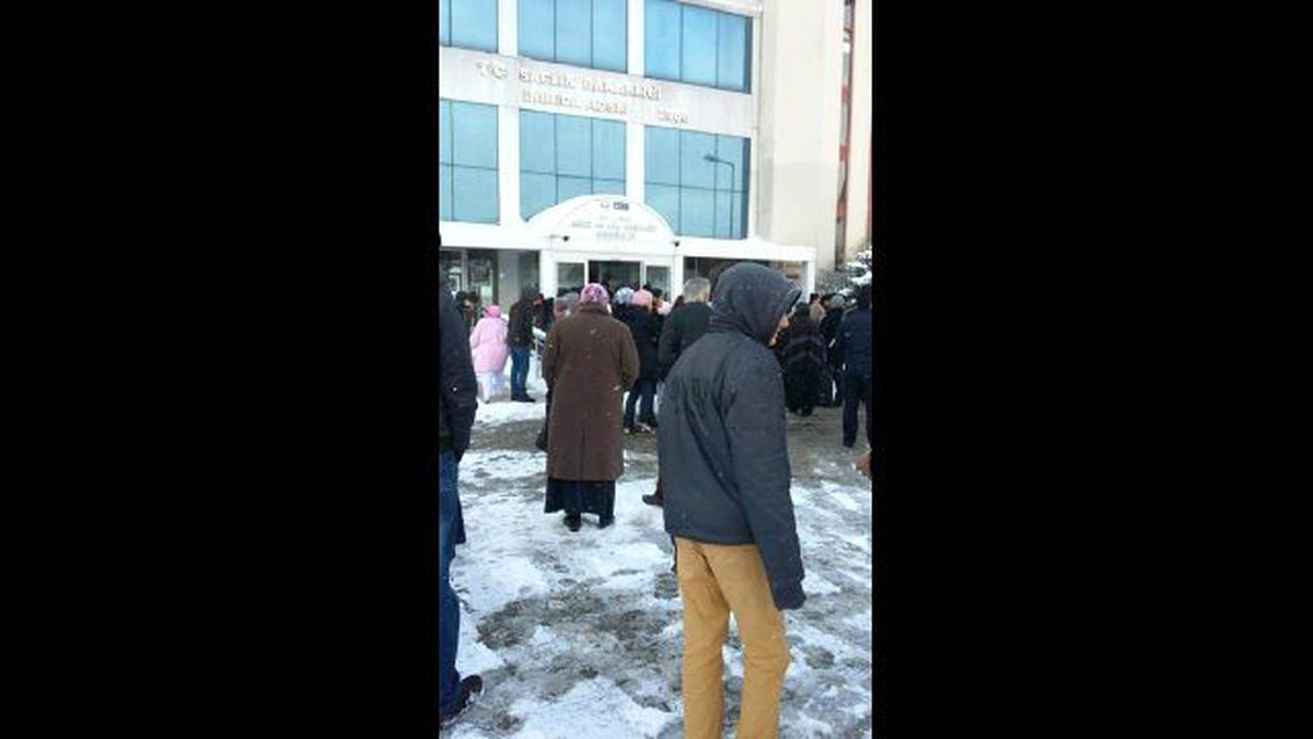 Hastanenin Acil Servisindeki Yangın Korkuttu