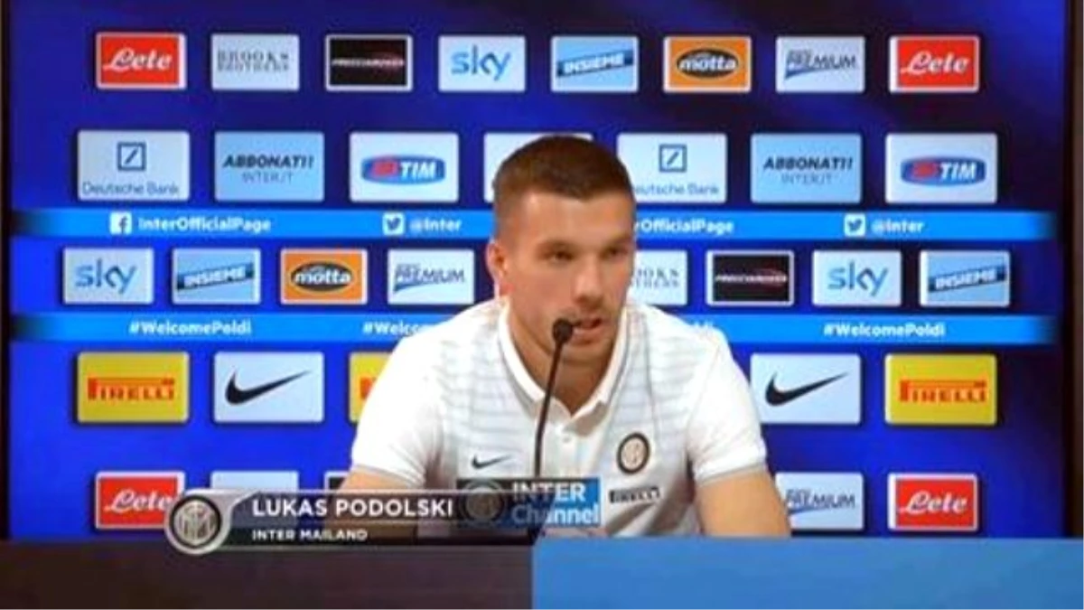Podolski Lobt Shaqiri: "Er Wird Uns Guttun"