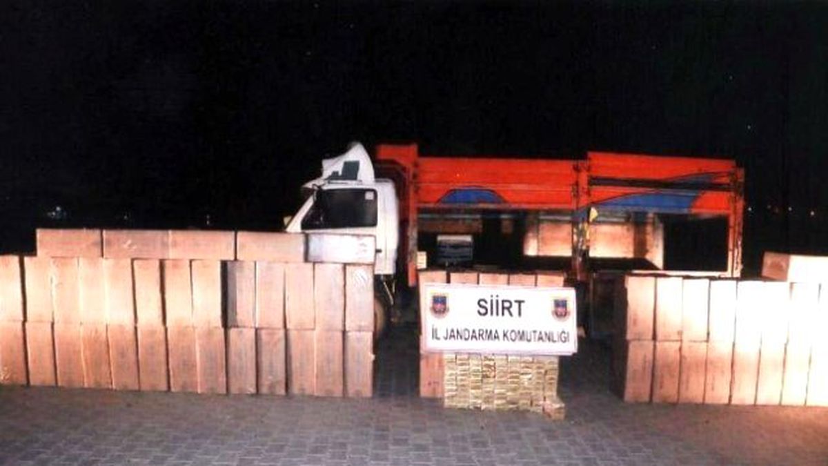 Siirt\'te Kaçak Sigara Operasyonu Yapıldı
