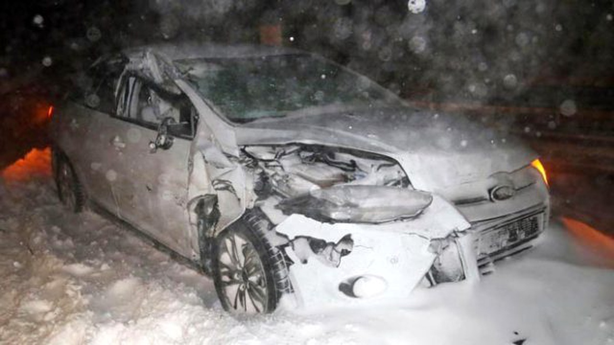 Sivas\'ta Zincirleme Trafik Kazası: 3 Yaralı