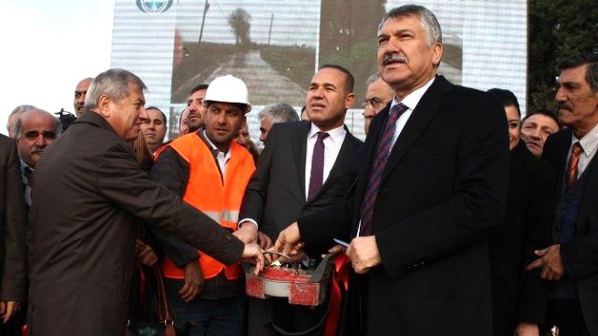 Sözlü ve Karalar Köprü Temeli Attı