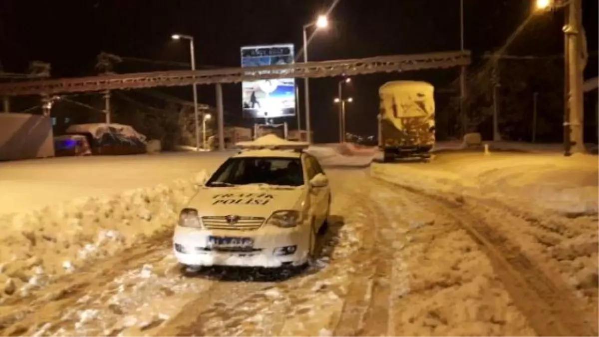 Bolu Dağı Geçişinin Ankara Yönü Ulaşıma Kapandı