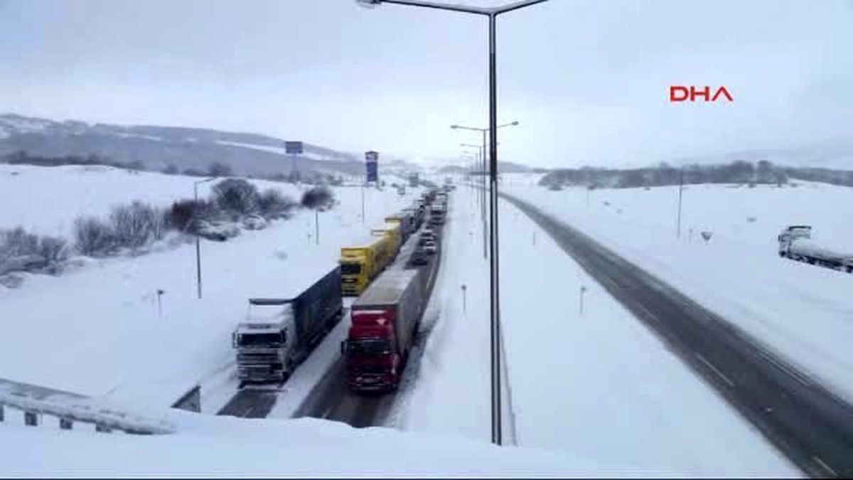 Tem İki Yönlü Ulaşıma Kapandı