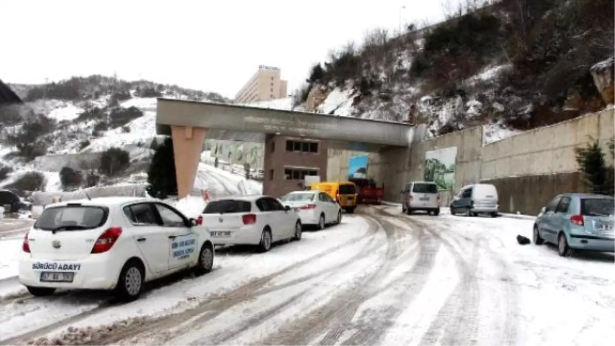 Zonguldak\'ta 227 Köy Yolu Ulaşıma Kapalı