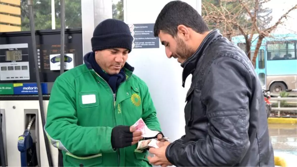 Akaryakıt Fiyat Farkı Tepkilere Neden Oluyor