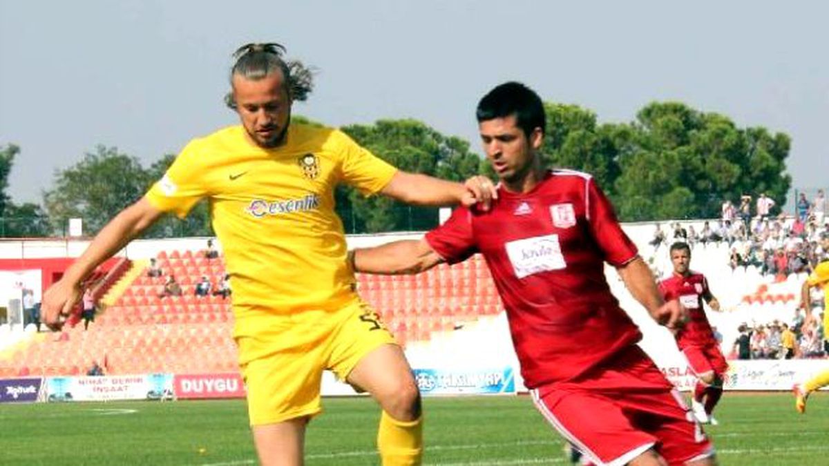 Altay Evren\'le Flörtte