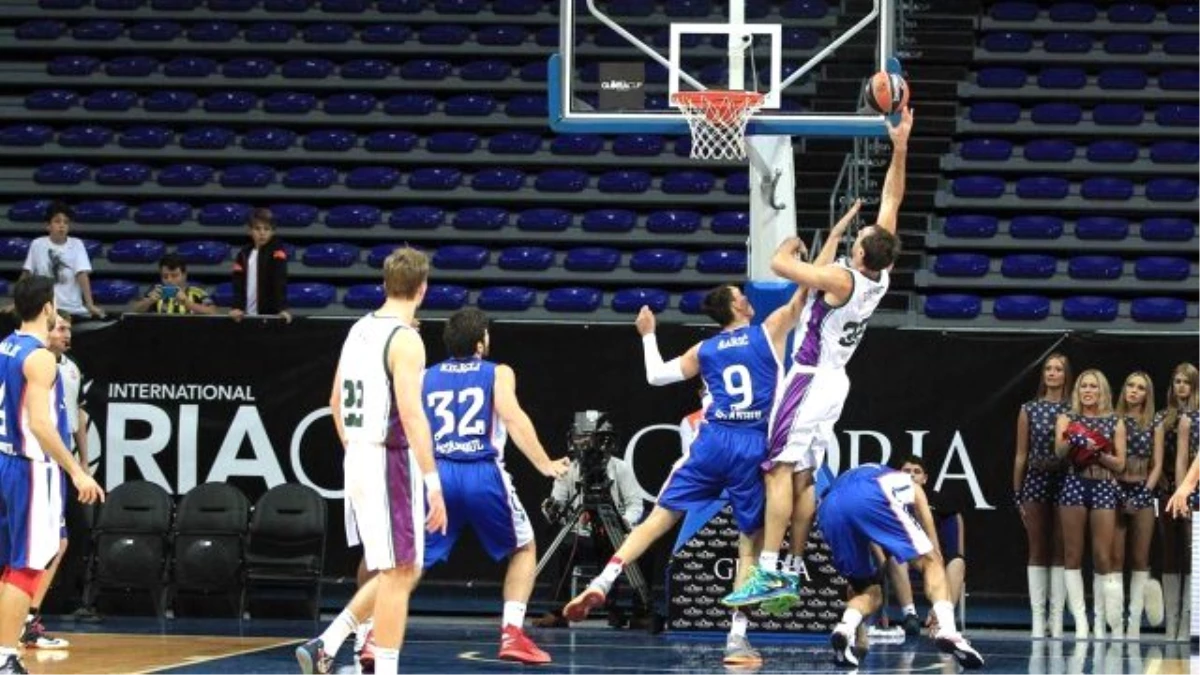 Anadolu Efes Unicaja Malaga Maçını Canlı İzle Anadolu Efes Malaga Maçı Hangi Kanalda Saat Kaçta?