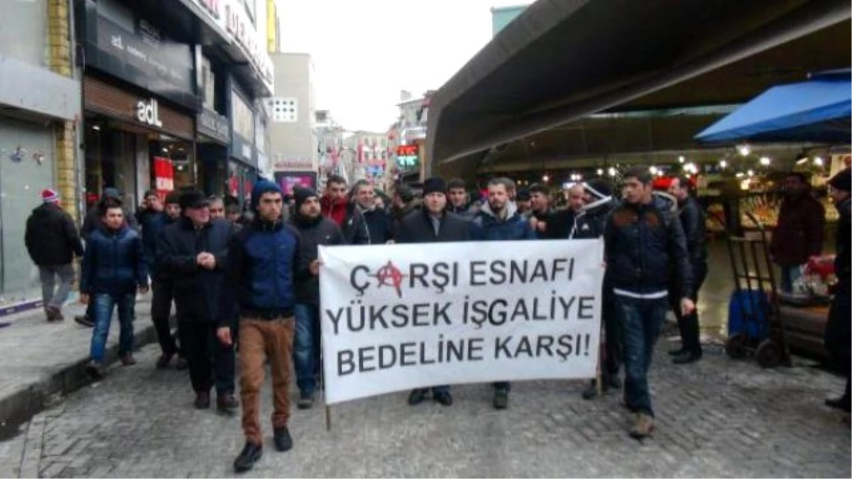 Beşiktaş Esnafından Belediyeye "Yüksek İşgaliye Bedeli" Tepkisi