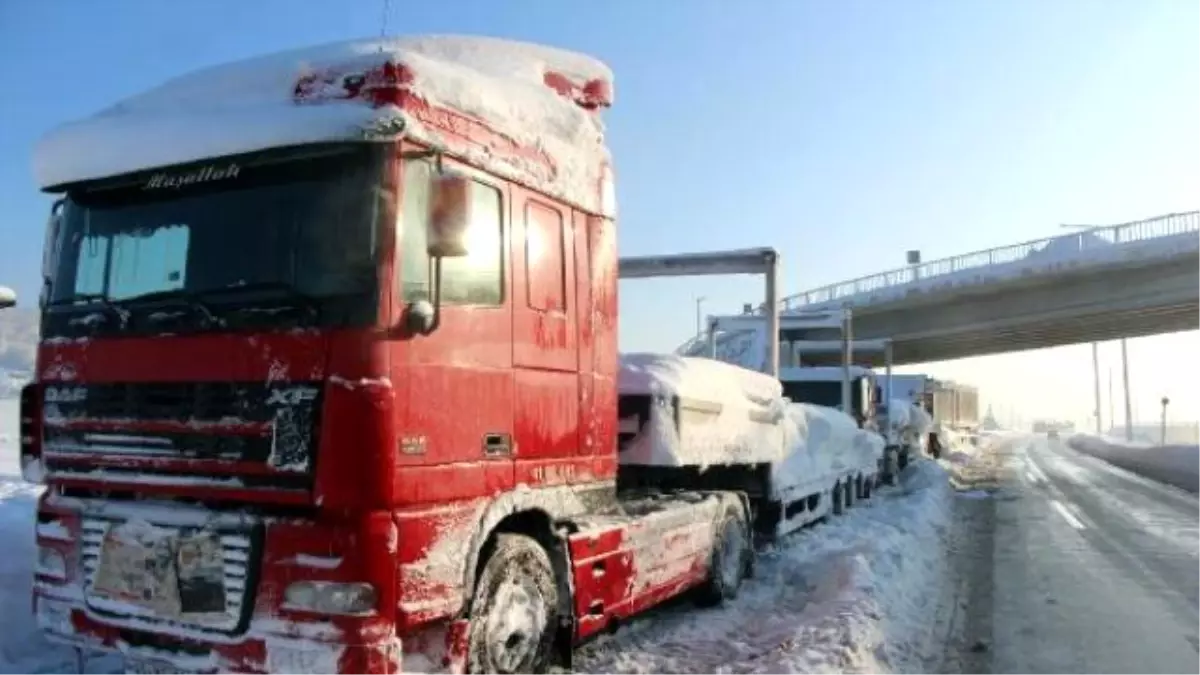 Bolu Dağı\'nda Ulaşım Normale Döndü