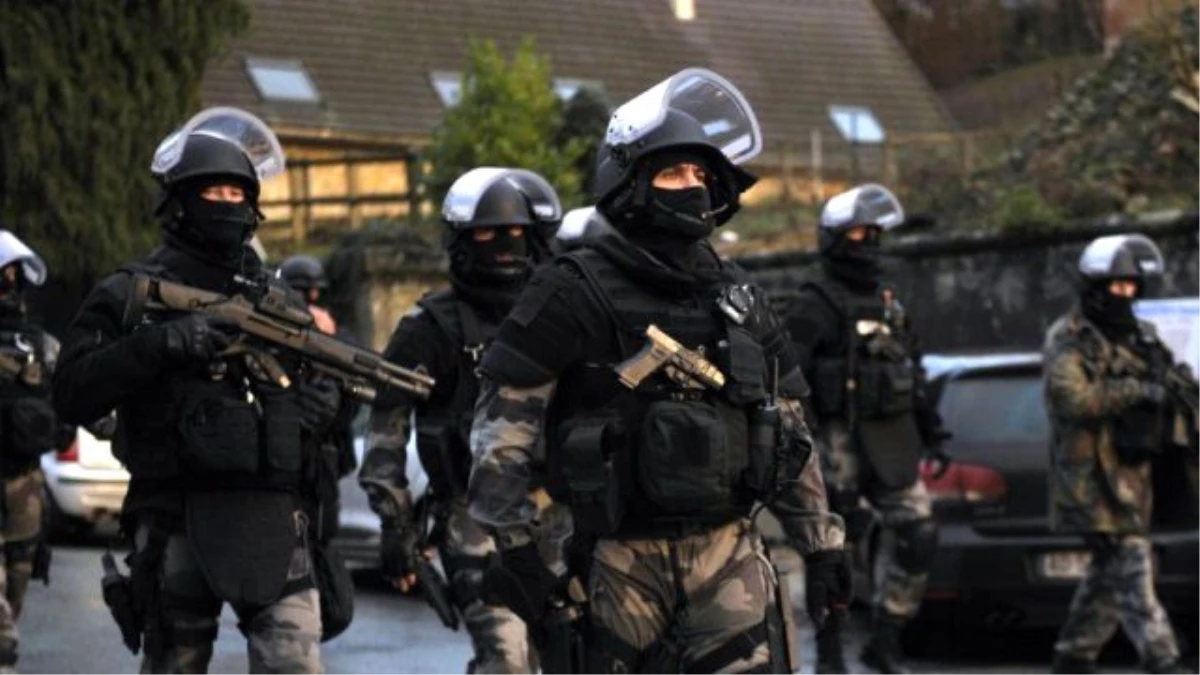 Charlie Hebdo Saldırganları Polisle Konuştu: Teslim Olmayacağız