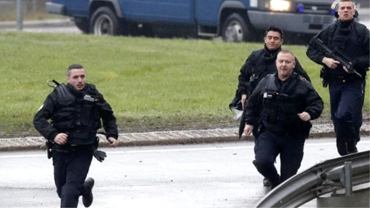 CNN Türk\'te Paris Saldırganlarıyla İlgili Şaşırtan Gaf
