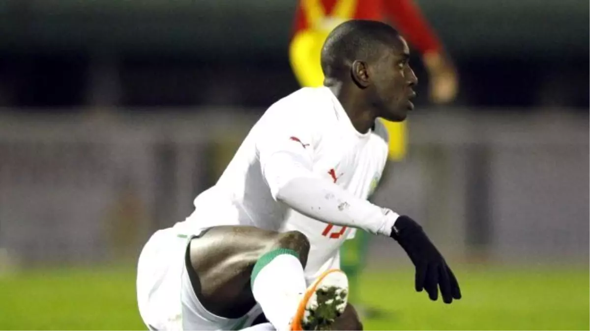 Demba Ba\'ya Senegal\'den Bir Darbe Daha