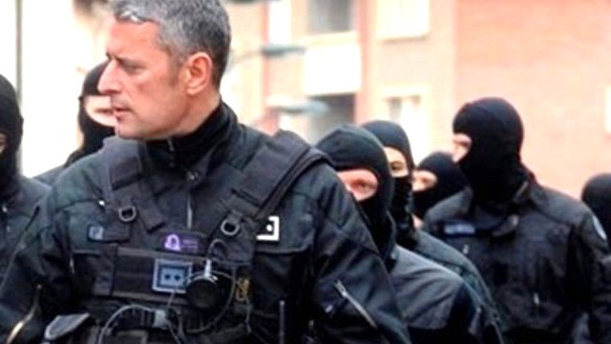 Denis Favier Fransa'da Dümene Geçti, Favier Kimdir ?
