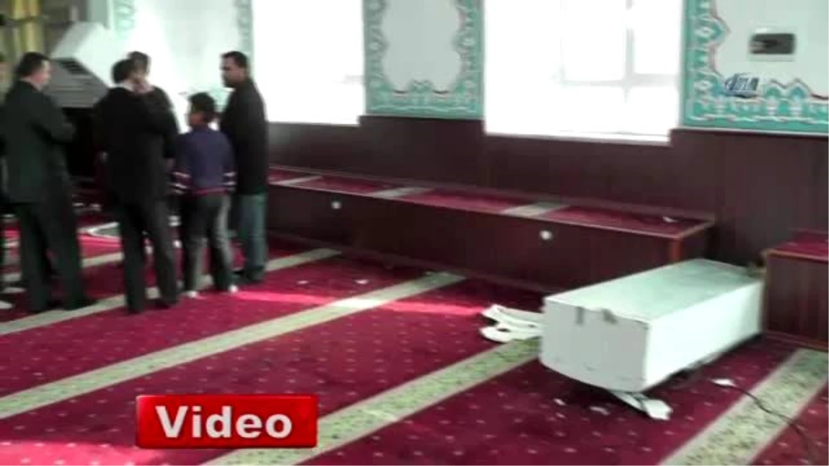 Gaziantep\'te Camiye Saldırı