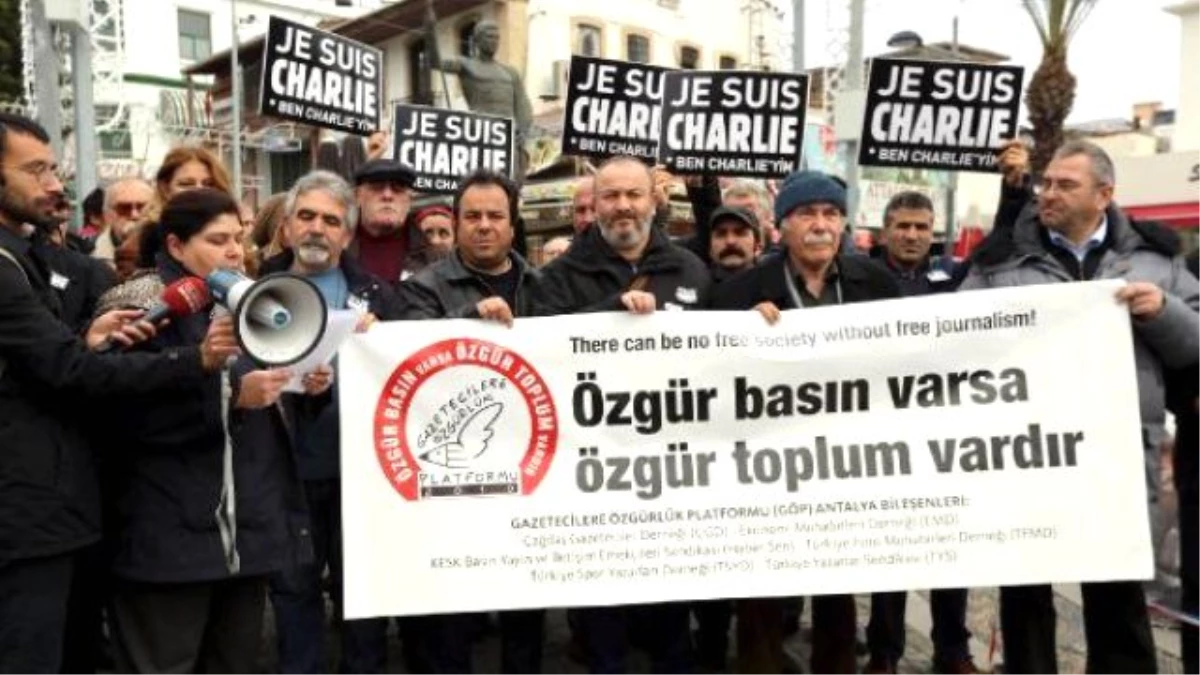 Antalyalı Gazeteciler \'Basına Özgürlük\' İstedi