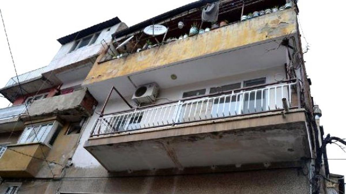 Evinde Fare Zehiriyle İntihar Etti