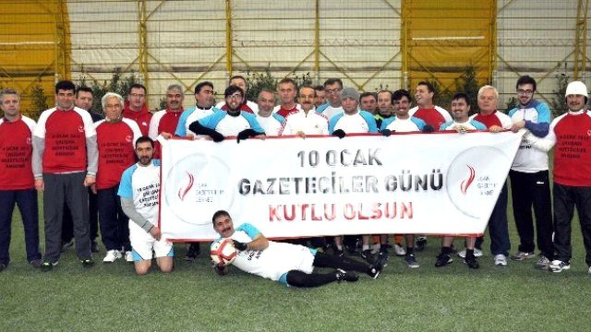 Gazeteciler ve Uşak Protokolü Berabere Kaldı