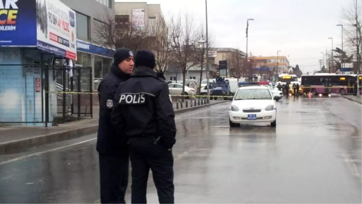 İstanbul Sefaköy\'de Bomba Paniği