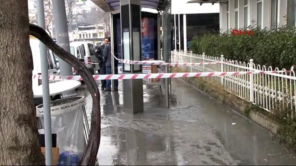 İstinye\'de Çöp Kutusundan Uçak Savar Mermisi Çıktı
