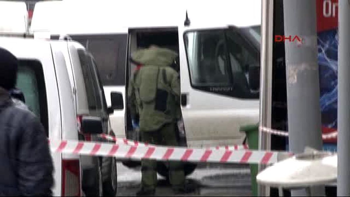 İstinye\'de Çöp Kutusundan Uçak Savar Mermisi Çıktı