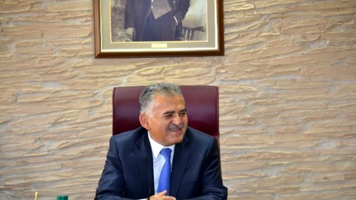 Memduh Büyükkılıç\'ın \'Çalışan Gazeteciler Günü\' Mesajı