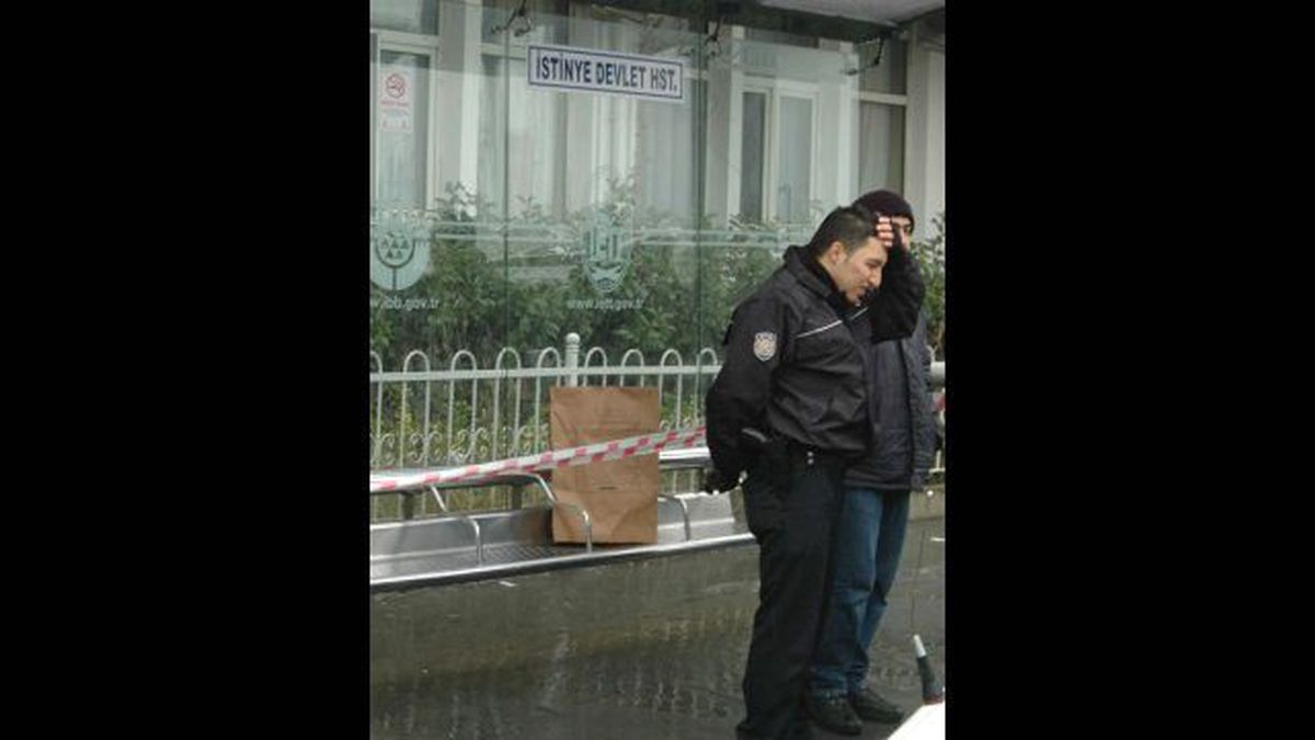 Otobüs Durağında Uçaksavar Mermisi Bulundu