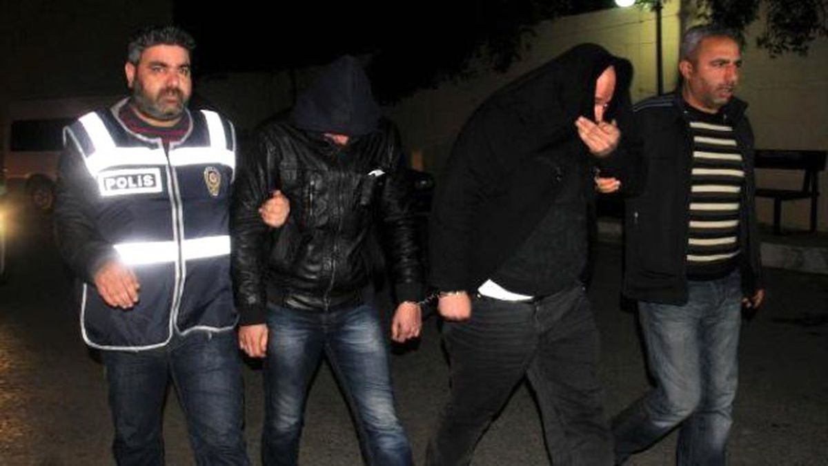 Göçmen Kaçakçılığında 3 Tutuklama