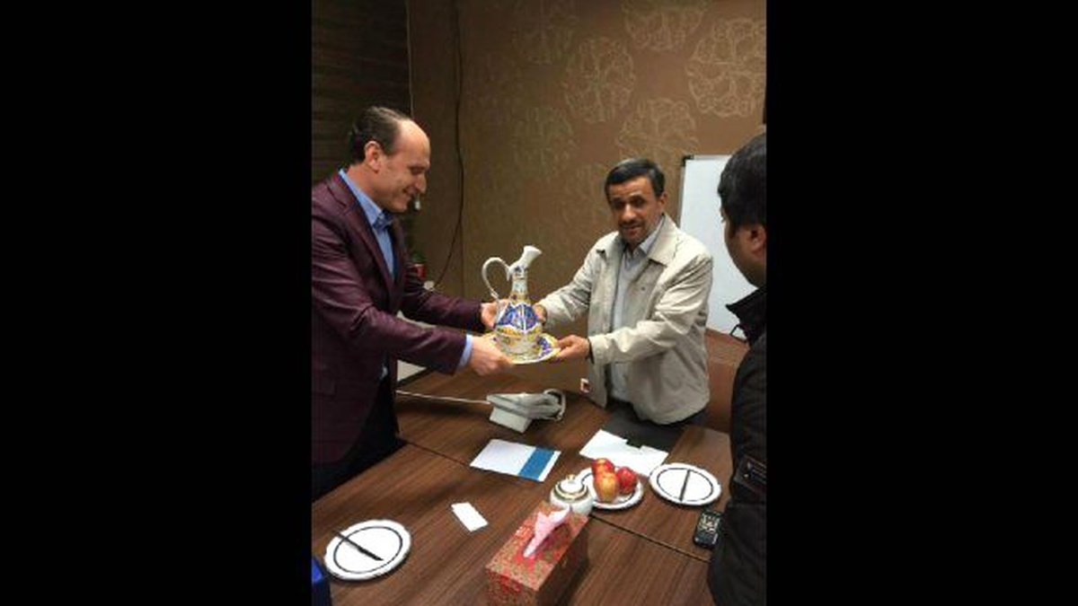 Ahmedinejat, Erbakan\'ı Anma Etkinliğine Davet Edildi