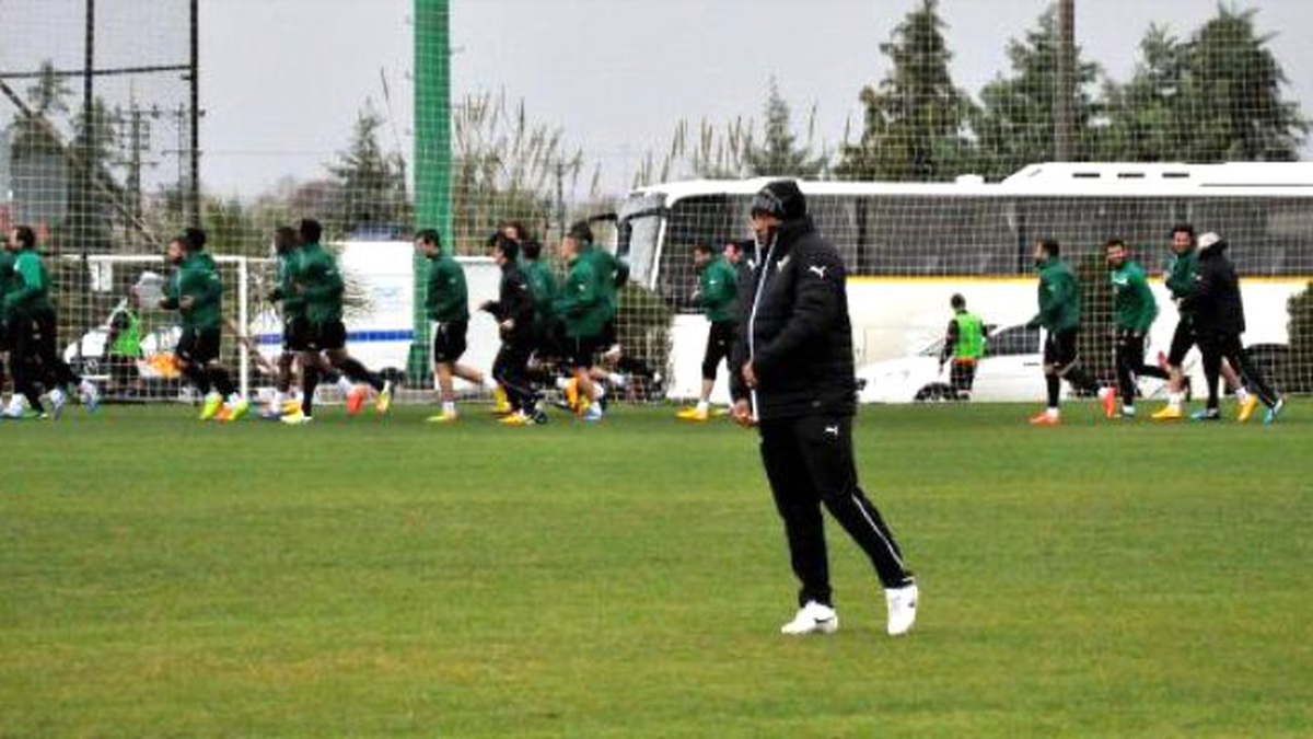 Akhisar Belediyespor\'da 2. Yarı Hazırlıkları