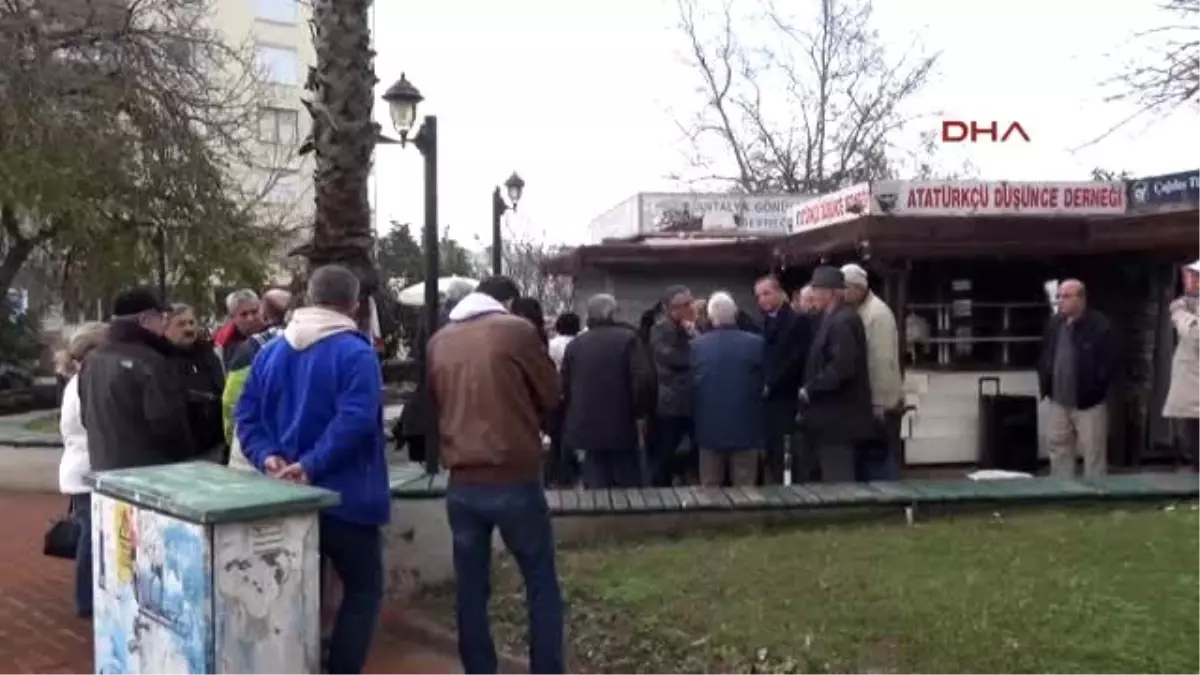 Antalya ADD\'den Büyükşehire Büfe Protestosu