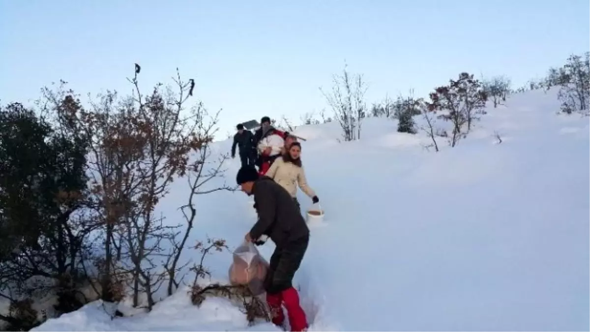 Bursalı Dağcılar, Doğaya Bir Ton Yiyecek Bıraktı