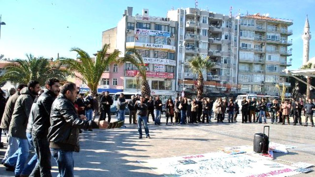 Fransa\'daki Terör Saldırısı Aydın\'da Protesto Edildi