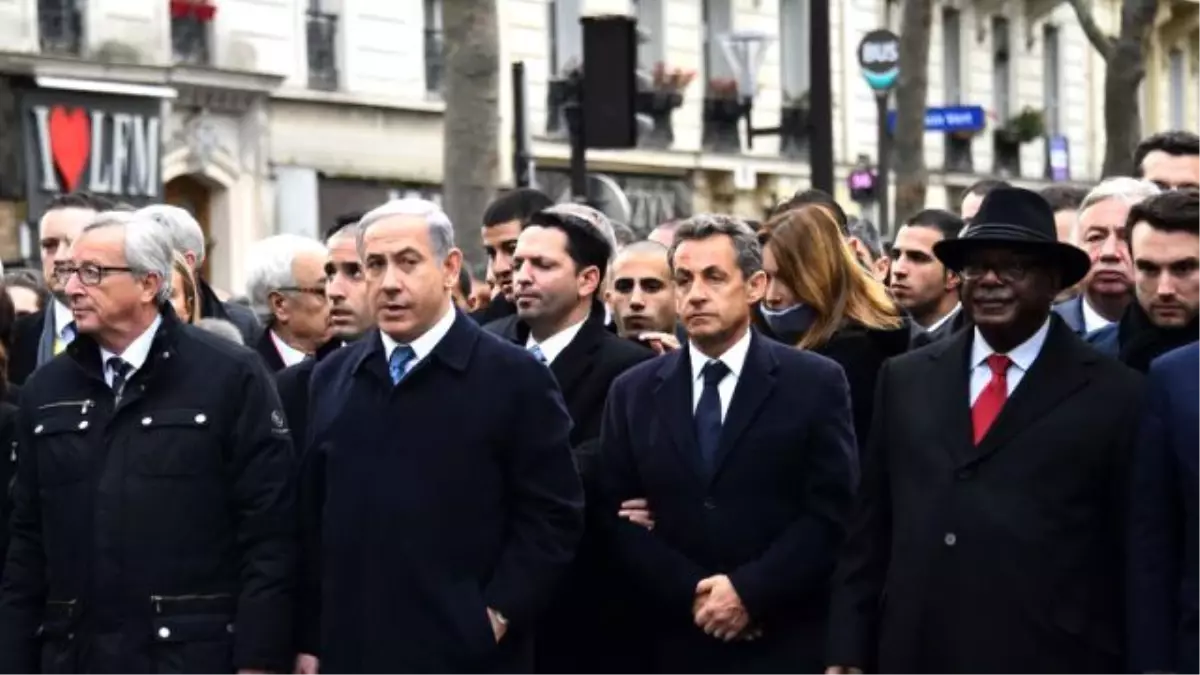 İsrail Basını: Hollande, Netanyahu'nun Yürüyüşe Katılmasını İstemedi