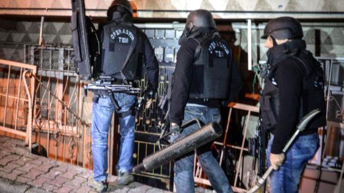 İstanbul\'da Terör Örgütü Operasyonu