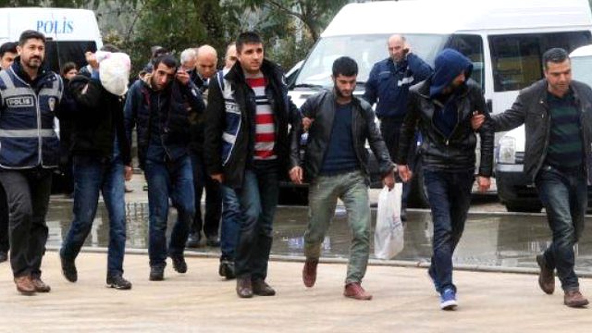 Uyuşturucu Satıcılarına Operasyon: 5 Gözaltı