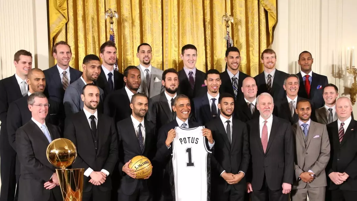 ABD Başkanı Barack Obama Nba Şampiyonu San Antonio Spurs\'u Ağırladı