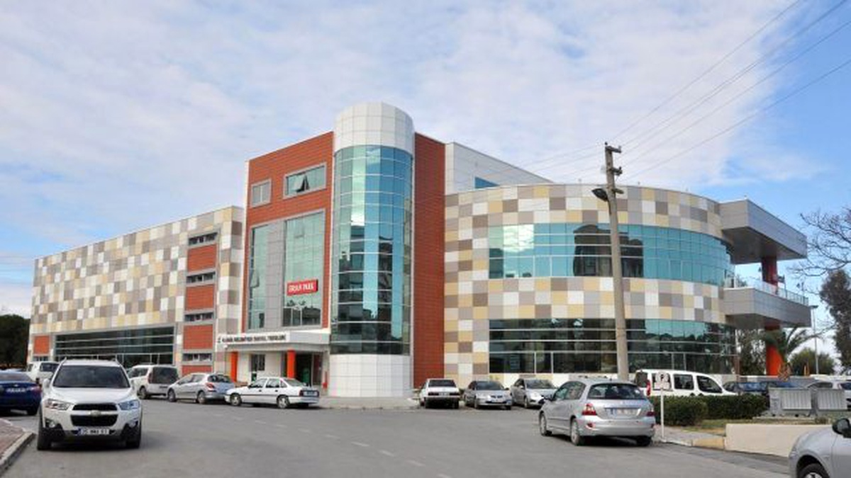 Aliağa Belediye Düğün Salonları Çiftleri Bekliyor