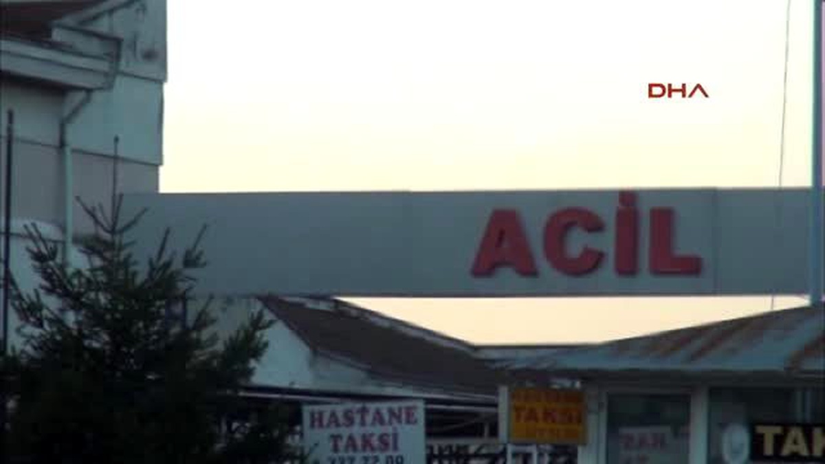 Başörtüsü Kurutma Makinesine Sıkışan Memur, Yaralandı